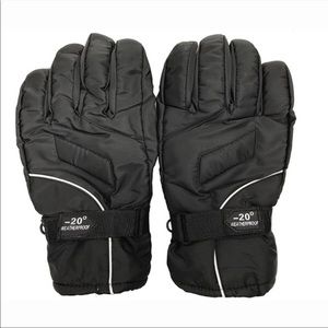Men’s black ski gloves